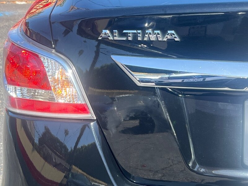 2015 Nissan Altima 2.5SV photo