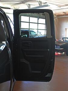 2017 RAM 1500 Express  Black Top Edition 4X4 - Photo 32 - North Canton, OH 44720