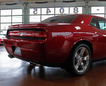 2009 Dodge Challenger R/T Plus  Moonroof Leather   - Photo 9 - North Canton, OH 44720