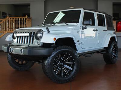 2015 Jeep Wrangler Unlimited Freedom Edition  Oscar Mike Custom Lift 4X4 - Photo 1 - North Canton, OH 44720