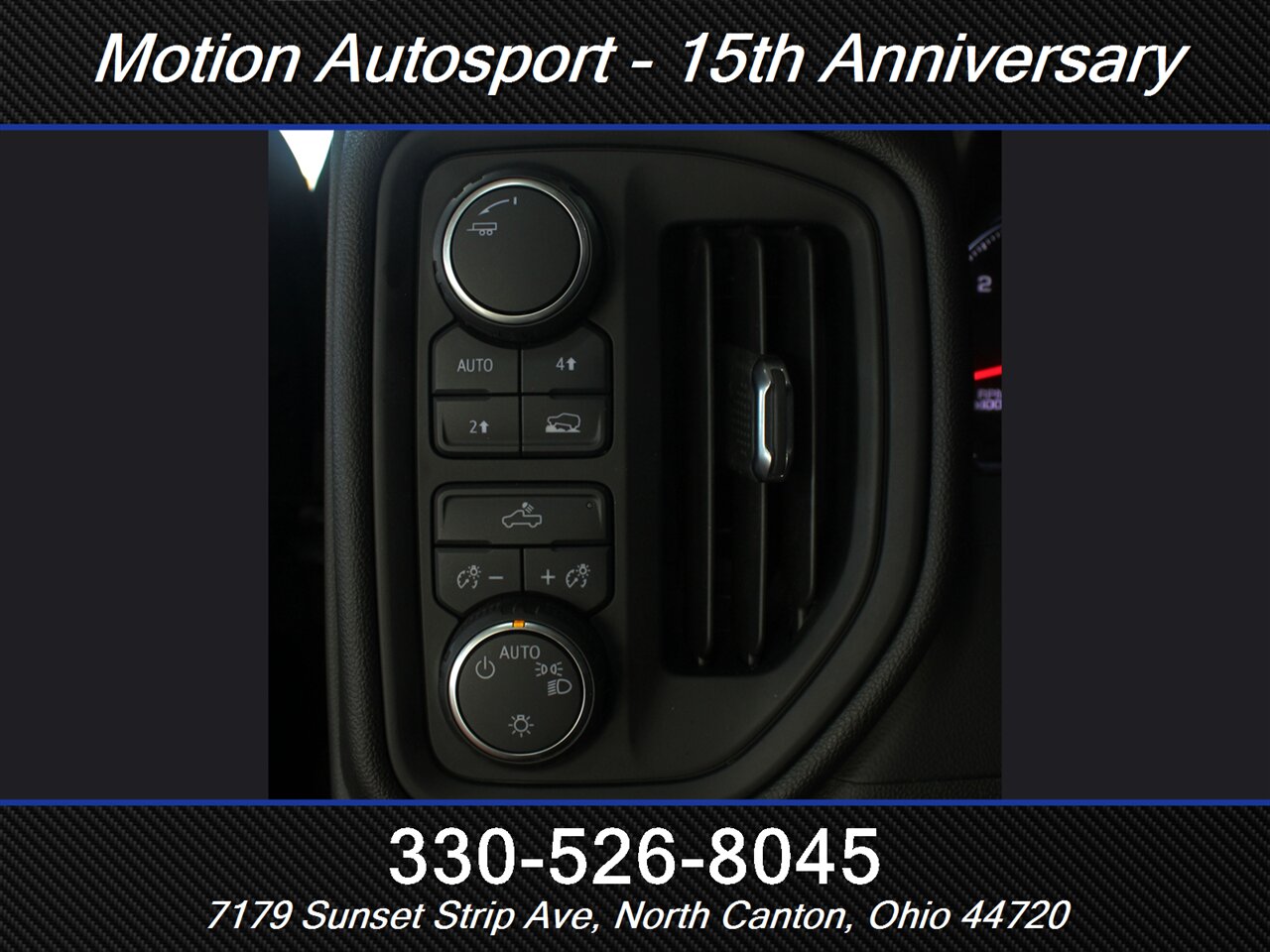 2021 Chevrolet Silverado 1500 Custom 4X4 - Photo 17 - North Canton, OH 44720