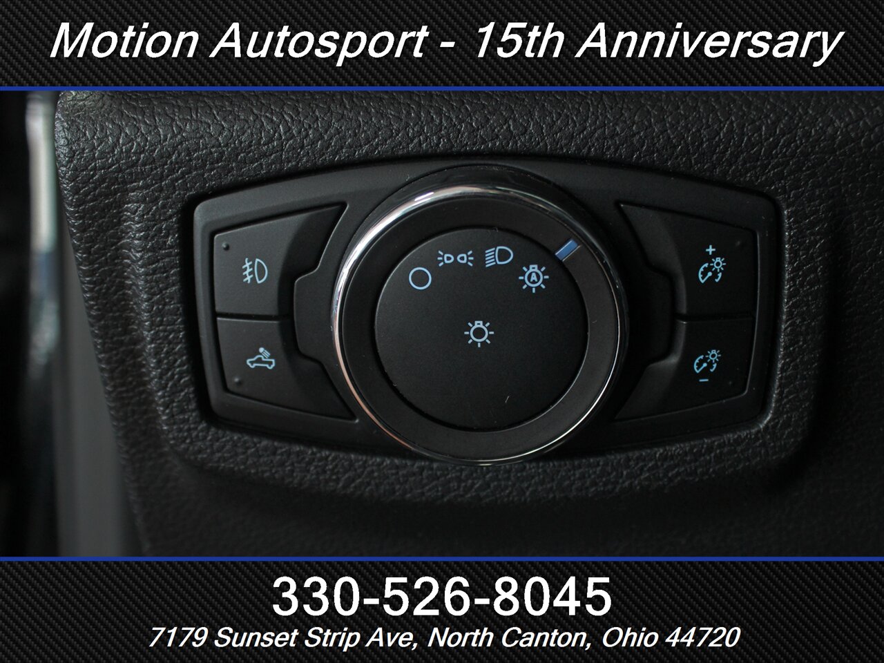 2018 Ford F-150 XLT Sport Custom Lift 4X4 - Photo 17 - North Canton, OH 44720