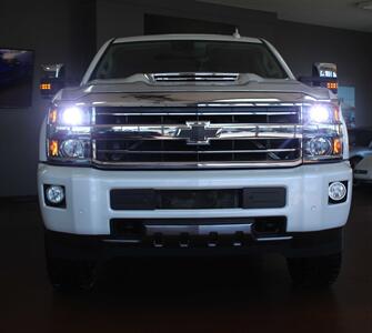2019 Chevrolet Silverado 2500 High Country  Moon Roof Navigation 4X4 - Photo 40 - North Canton, OH 44720