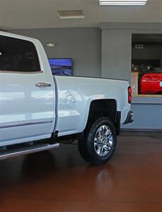2019 Chevrolet Silverado 2500 High Country  Moon Roof Navigation 4X4 - Photo 44 - North Canton, OH 44720