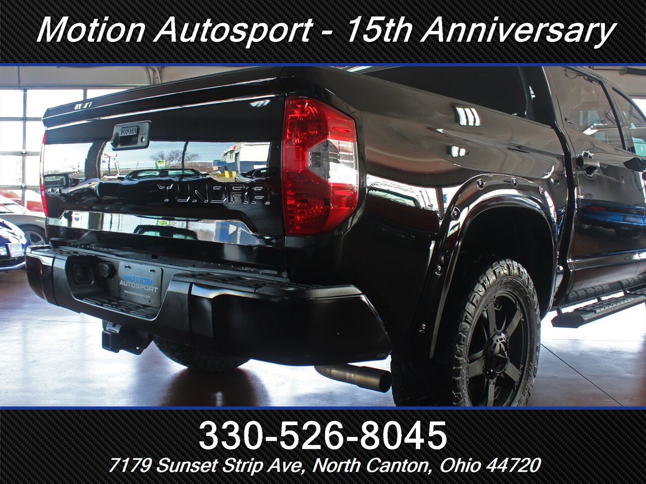 2017 Toyota Tundra SR5 TRD Sport 4X4 - Photo 12 - North Canton, OH 44720