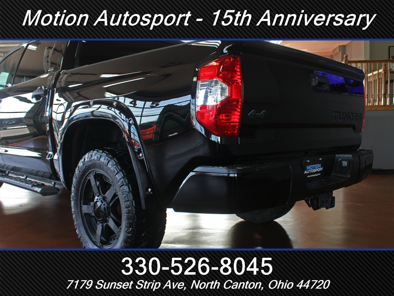 2017 Toyota Tundra SR5 TRD Sport 4X4 - Photo 8 - North Canton, OH 44720