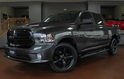 2019 RAM 1500 Classic Express  Black Top Edition 4X4 - Photo 1 - North Canton, OH 44720