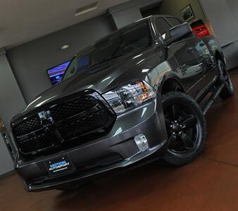 2019 RAM 1500 Classic Express  Black Top Edition 4X4 - Photo 38 - North Canton, OH 44720