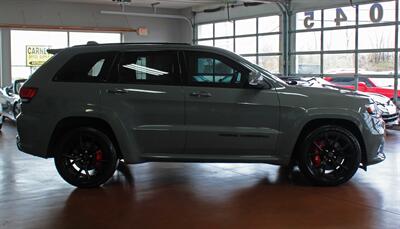 2020 Jeep Grand Cherokee SRT  Panoramic Moon Roof Black Top Package 4X4 - Photo 11 - North Canton, OH 44720