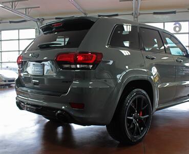 2020 Jeep Grand Cherokee SRT  Panoramic Moon Roof Black Top Package 4X4 - Photo 10 - North Canton, OH 44720