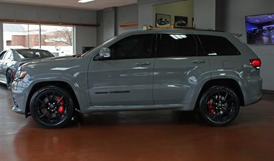 2020 Jeep Grand Cherokee SRT  Panoramic Moon Roof Black Top Package 4X4 - Photo 5 - North Canton, OH 44720