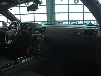 2014 Dodge Challenger R/T  w/Stripes - Photo 26 - North Canton, OH 44720