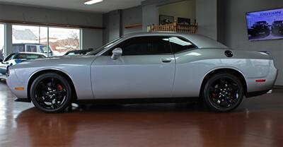 2014 Dodge Challenger R/T  w/Stripes - Photo 5 - North Canton, OH 44720