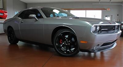 2014 Dodge Challenger R/T  w/Stripes - Photo 2 - North Canton, OH 44720