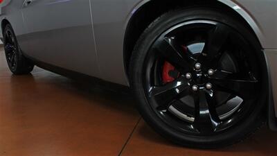 2014 Dodge Challenger R/T  w/Stripes - Photo 44 - North Canton, OH 44720