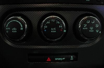 2014 Dodge Challenger R/T  w/Stripes - Photo 19 - North Canton, OH 44720