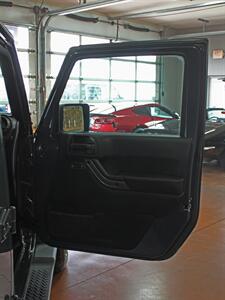 2018 Jeep Wrangler JK Unlimited Altitude  Hard Top 4X4 - Photo 26 - North Canton, OH 44720