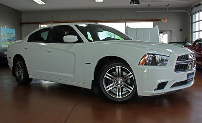 2014 Dodge Charger R/T   - Photo 2 - North Canton, OH 44720