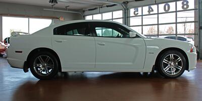 2014 Dodge Charger R/T   - Photo 10 - North Canton, OH 44720