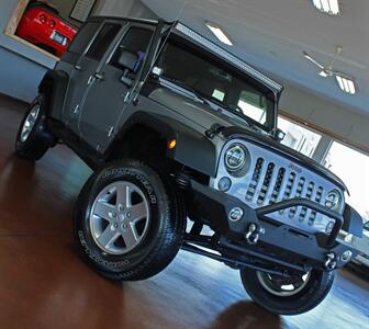 2014 Jeep Wrangler Unlimited Sport  Hard Top 4X4 - Photo 43 - North Canton, OH 44720