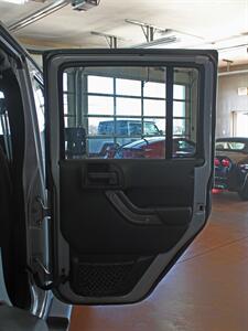 2014 Jeep Wrangler Unlimited Sport  Hard Top 4X4 - Photo 31 - North Canton, OH 44720