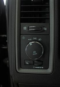 2022 RAM 1500 Classic Express  Black Top Edition 4X4 - Photo 14 - North Canton, OH 44720