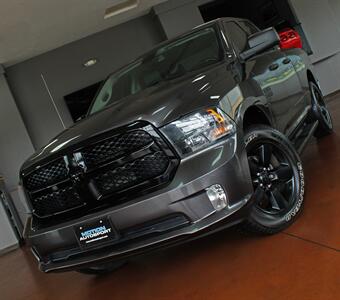 2022 RAM 1500 Classic Express  Black Top Edition 4X4 - Photo 48 - North Canton, OH 44720