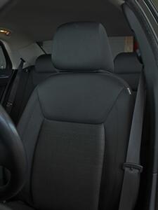 2021 Chrysler 300 Series Touring  Black Top Package - Photo 25 - North Canton, OH 44720