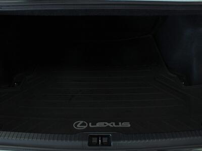 2021 Lexus IS 300  AWD - Photo 8 - North Canton, OH 44720