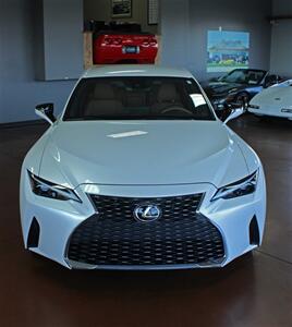 2021 Lexus IS 300  AWD - Photo 4 - North Canton, OH 44720