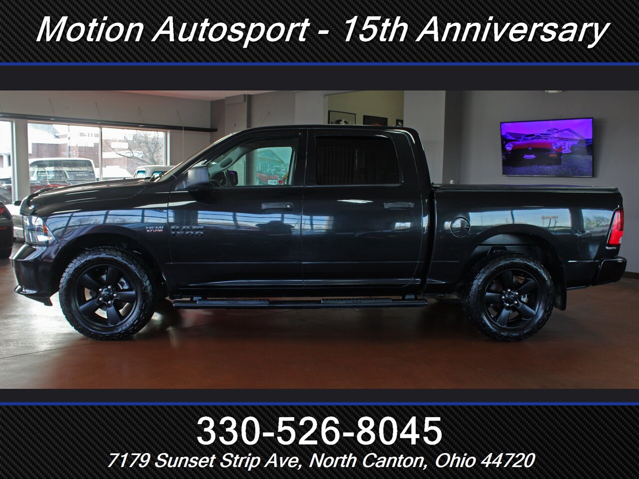 2018 RAM 1500 Express Black Top Edition 4X4 - Photo 7 - North Canton, OH 44720