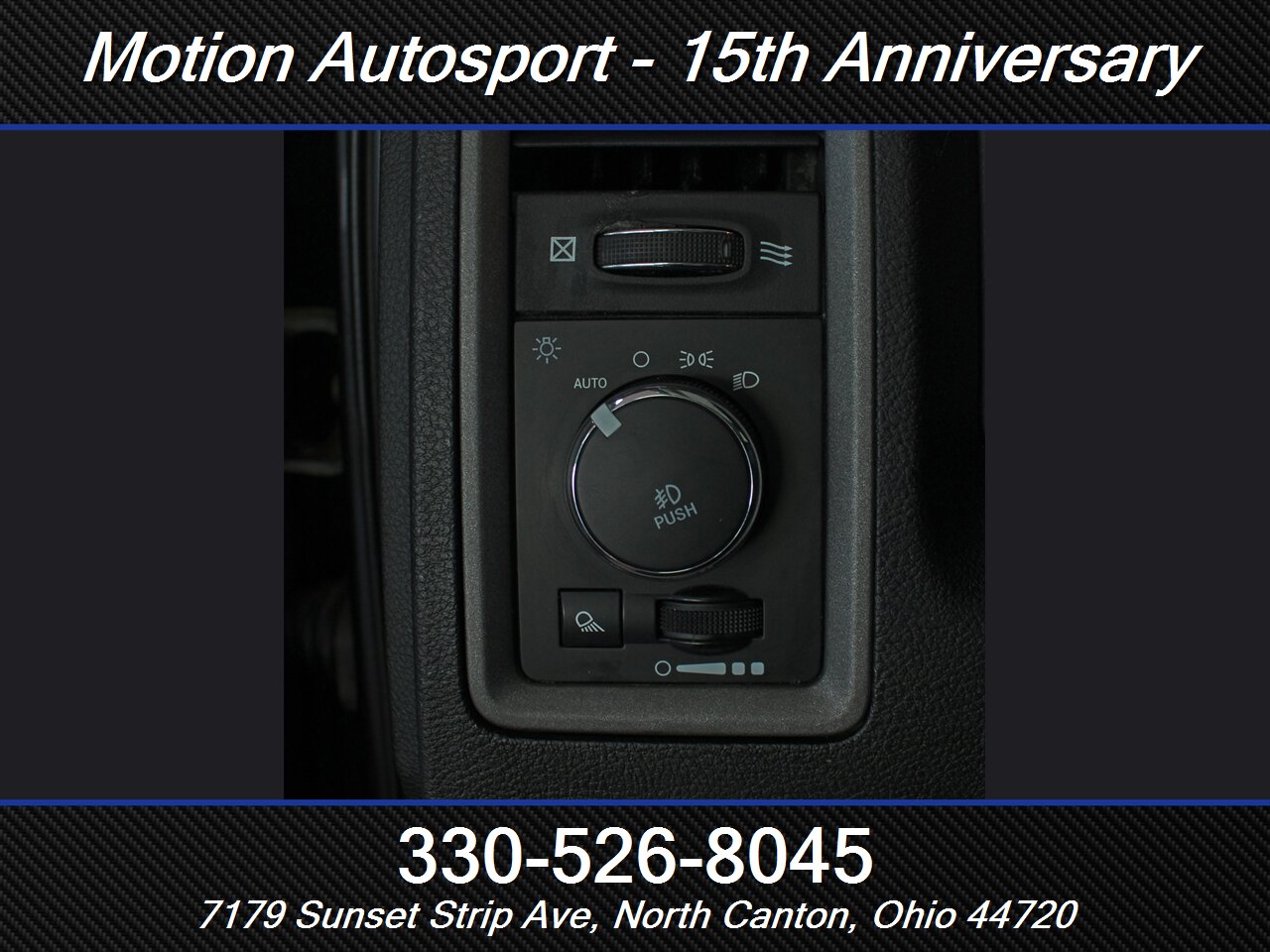 2018 RAM 1500 Express Black Top Edition 4X4 - Photo 17 - North Canton, OH 44720