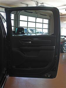 2019 RAM 1500 Sport  Level 2 Panoramic Moon Roof 4X4 - Photo 37 - North Canton, OH 44720