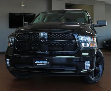 2019 RAM 1500 Classic Express  Black Top Package 4X4 - Photo 54 - North Canton, OH 44720