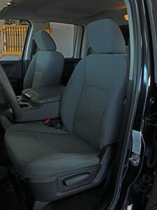 2019 RAM 1500 Classic Express  Black Top Package 4X4 - Photo 22 - North Canton, OH 44720