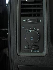 2019 RAM 1500 Classic Express  Black Top Package 4X4 - Photo 13 - North Canton, OH 44720