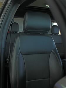2021 Ford F-150 Lariat  Sport Panoramic Roof FX4 4X4 - Photo 31 - North Canton, OH 44720