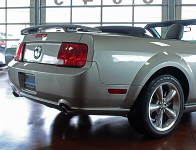 2008 Ford Mustang GT Premium  Convertible - Photo 12 - North Canton, OH 44720