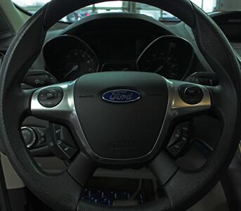 2014 Ford Escape SE   - Photo 15 - North Canton, OH 44720
