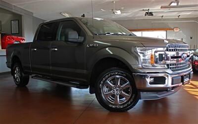 2019 Ford F-150 XLT  4X4 - Photo 2 - North Canton, OH 44720