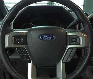 2022 Ford F-250 Super Duty Lariat  Sport FX4 Panoramic Roof 4X4 - Photo 15 - North Canton, OH 44720