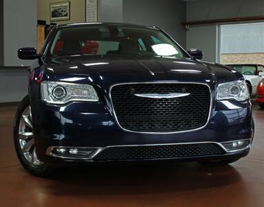 2017 Chrysler 300 Series Limited  AWD - Photo 53 - North Canton, OH 44720