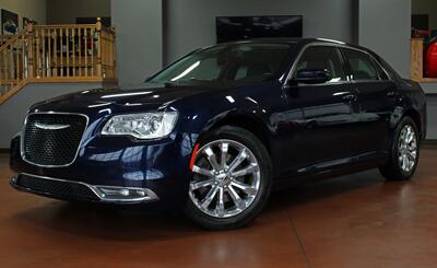 2017 Chrysler 300 Series Limited  AWD - Photo 1 - North Canton, OH 44720