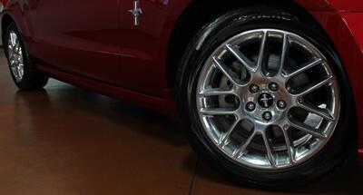 2013 Ford Mustang V6 Premium  Convertible - Photo 48 - North Canton, OH 44720