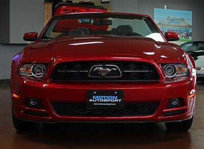 2013 Ford Mustang V6 Premium  Convertible - Photo 3 - North Canton, OH 44720