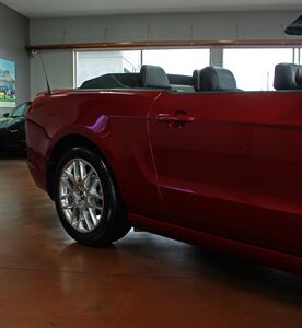 2013 Ford Mustang V6 Premium  Convertible - Photo 52 - North Canton, OH 44720