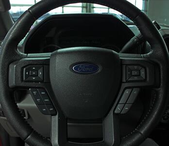2016 Ford F-150 XLT  4X4 - Photo 15 - North Canton, OH 44720