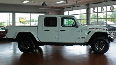 2022 Jeep Gladiator Mojave  4X4 - Photo 11 - North Canton, OH 44720