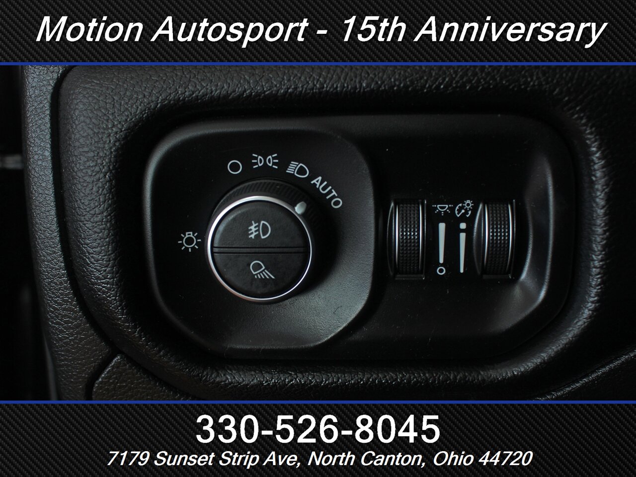 2019 RAM 1500 Rebel Panoramic Roof 4X4 - Photo 17 - North Canton, OH 44720