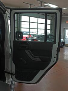 2015 Jeep Wrangler Unlimited Sport  Custom Lift 4X4 - Photo 32 - North Canton, OH 44720